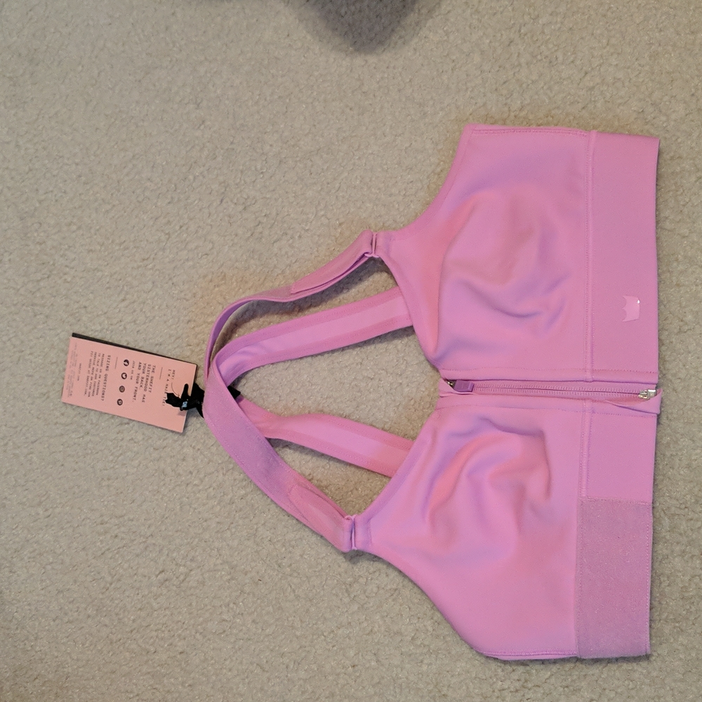 Shefit sports bra
